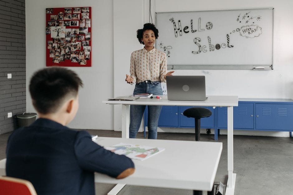 Bí quyết thiết kế bài giảng powerpoint chuyên nghiệp ứng dụng AI trong giáo dục