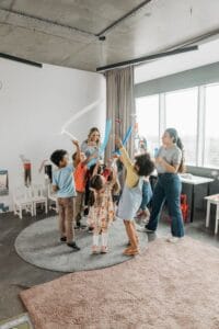 Cơ hội việc làm giáo viên kỹ năng sống cho trẻ em: Những thông tin bạn cần biết - Tình Huống Sư Phạm