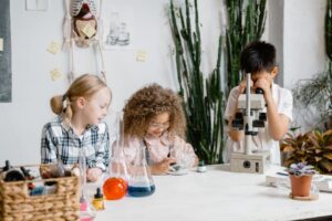 Hướng dẫn cách thiết lập giáo án STEM mầm non hiệu quả cho trẻ 3-6 tuổi - Thiết kế bài giảng & Giáo án