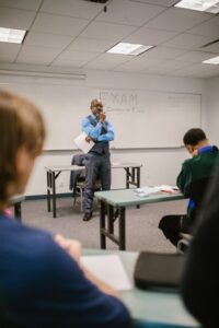 Hướng dẫn chi tiết quy trình xử lý học sinh gian lận trong kỷ nguyên số - vietteach tin giáo dục