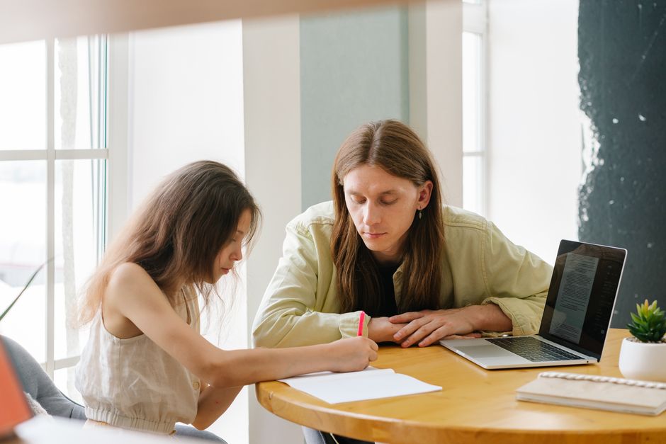 Hướng dẫn khảo sát mức độ hài lòng của phụ huynh chuyên nghiệp và hiệu quả