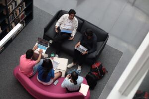 Quy tắc ứng xử sư phạm và lộ trình phát triển kỹ năng cho người học đại học - vietteach tin giáo dục